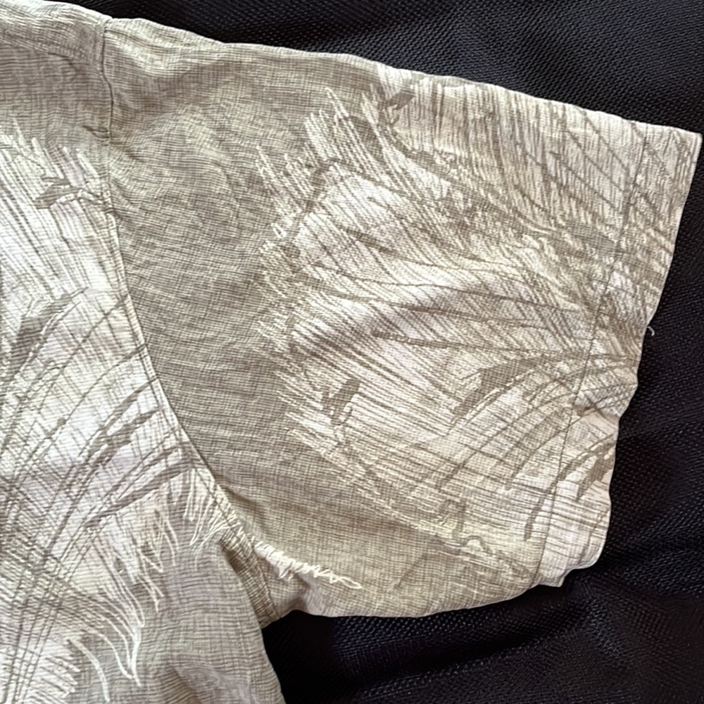 TOMMY BAHAMA silk shirt - Picture 8 of 11